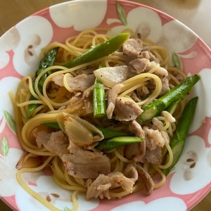 うまい！　ベーコンとアスパラのパスタ